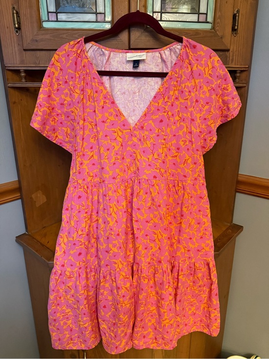 Universal Thread Dresses & Skirts - Universal Thread Women's Floral Flutter Short Sleeve floral Mini Dress M